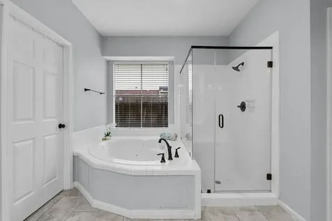 3915 Cinnamon Fern Court Houston TX 77059