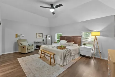 311 Welford Lane Highlands TX 77562