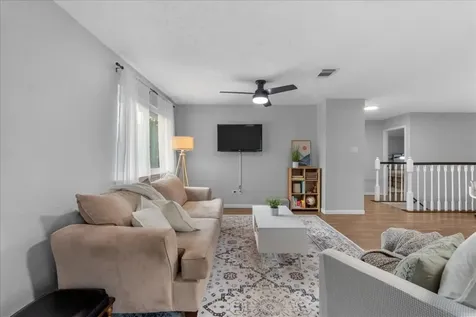 311 Welford Lane Highlands TX 77562