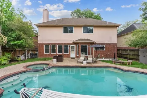 311 Welford Lane Highlands TX 77562