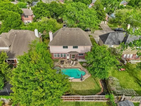 311 Welford Lane Highlands TX 77562