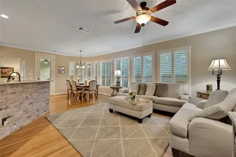 2814 S Cotswold Manor Drive Kingwood TX 77339