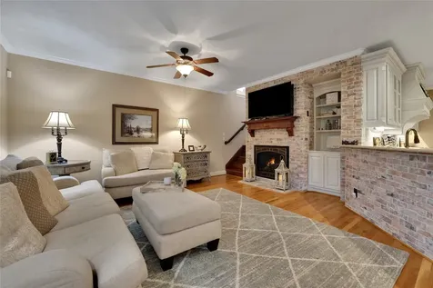 2814 S Cotswold Manor Drive Kingwood TX 77339