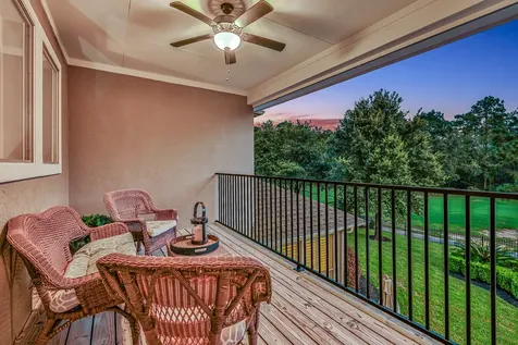 2814 S Cotswold Manor Drive Kingwood TX 77339
