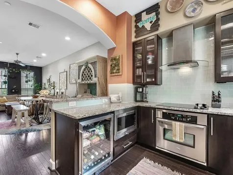 2110 Shearn Street 6 Houston TX 77007