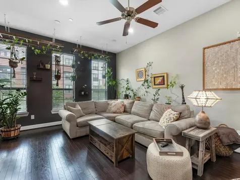 2110 Shearn Street 6 Houston TX 77007