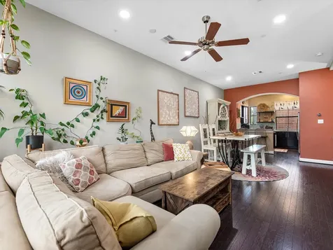 2110 Shearn Street 6 Houston TX 77007