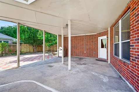 17611 Haywood Oaks Drive Houston TX 77095