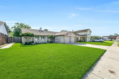 3813 Teakwood Drive La Porte TX 77571