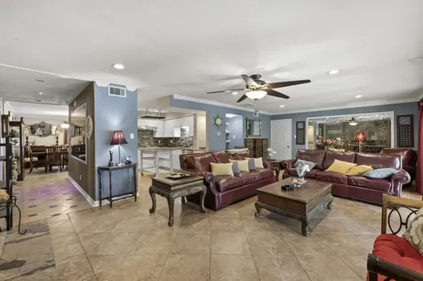 707 Scenic Drive Baytown TX 77521