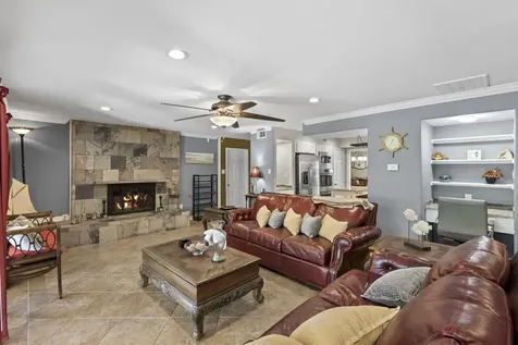 707 Scenic Drive Baytown TX 77521