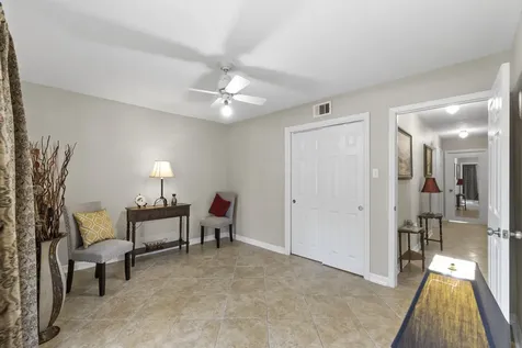 707 Scenic Drive Baytown TX 77521