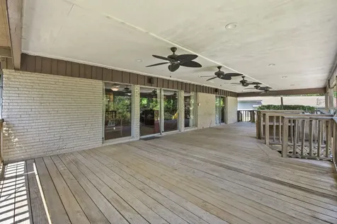 707 Scenic Drive Baytown TX 77521
