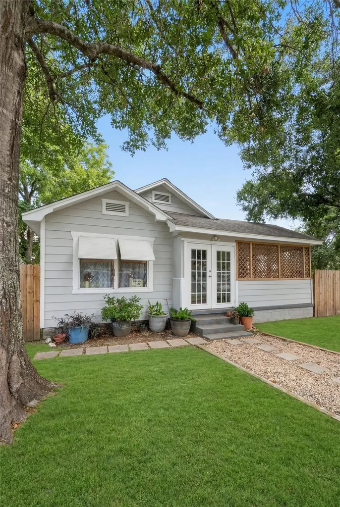 511 S Winfree Street Dayton TX 77535