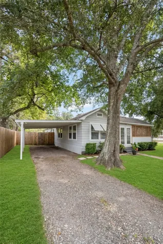 511 S Winfree Street Dayton TX 77535