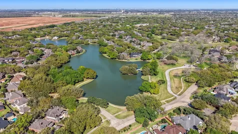 43 Harbor View Drive Sugar Land TX 77479