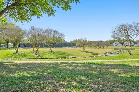 43 Harbor View Drive Sugar Land TX 77479