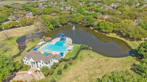 43 Harbor View Drive Sugar Land TX 77479
