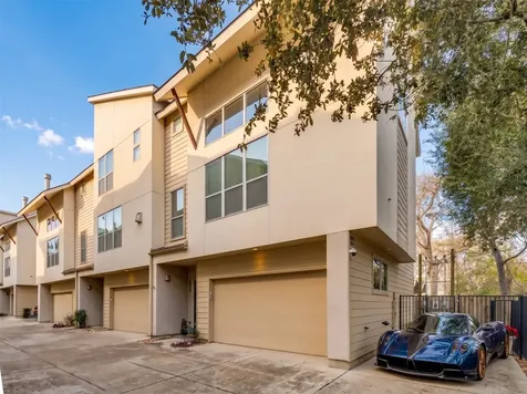 5219 Kiam Street F Houston TX 77007