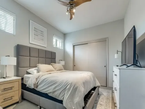 5219 Kiam Street F Houston TX 77007