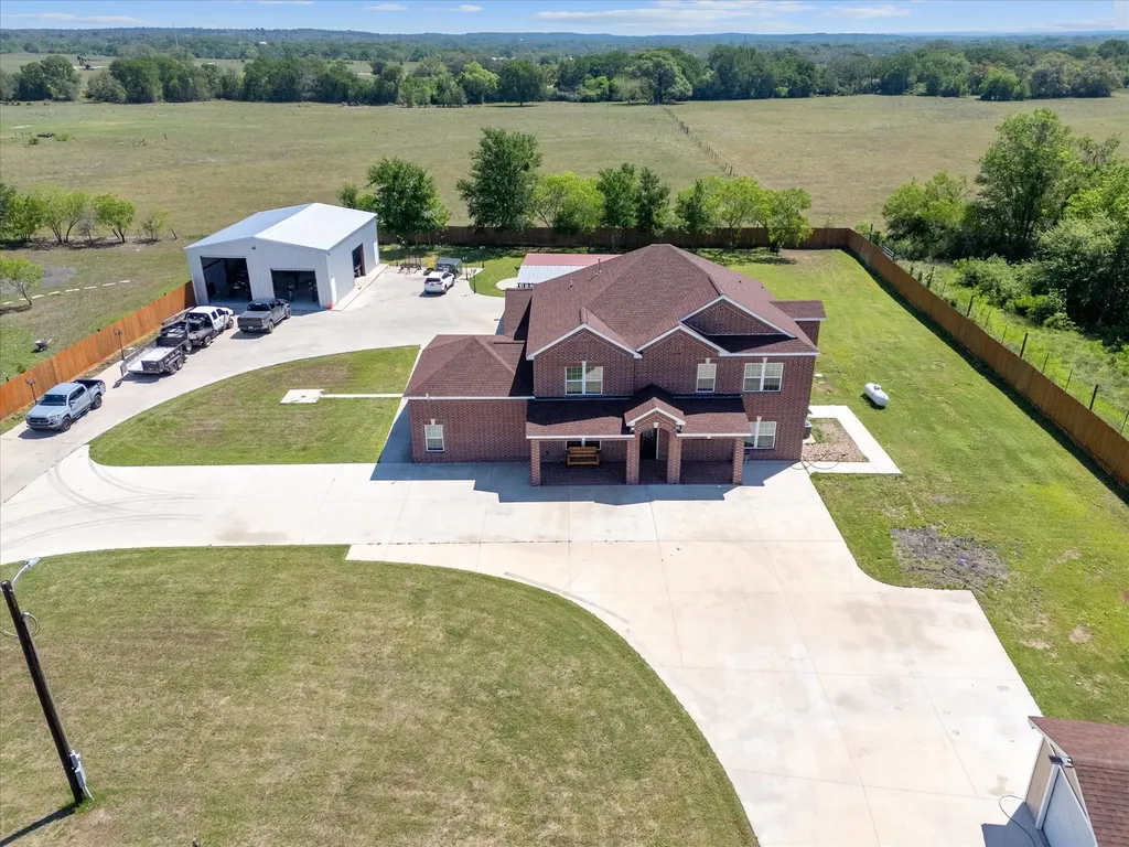 886 Zilss Road La Grange TX 78945