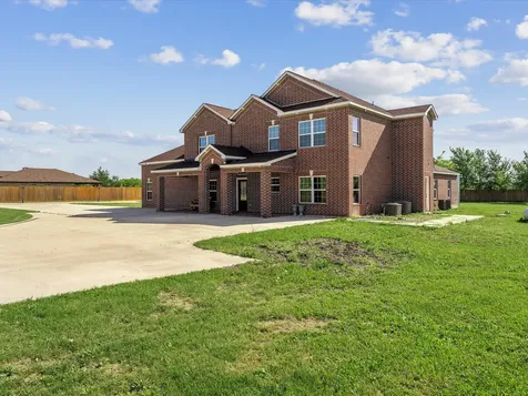 886 Zilss Road La Grange TX 78945