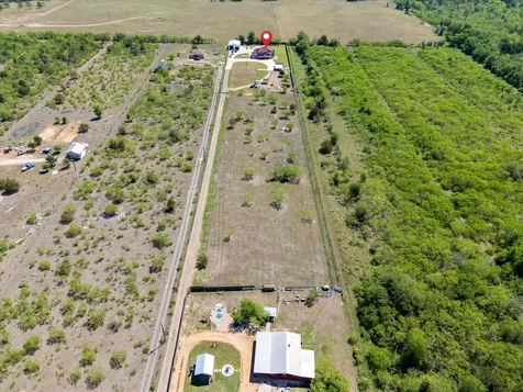 886 Zilss Road La Grange TX 78945