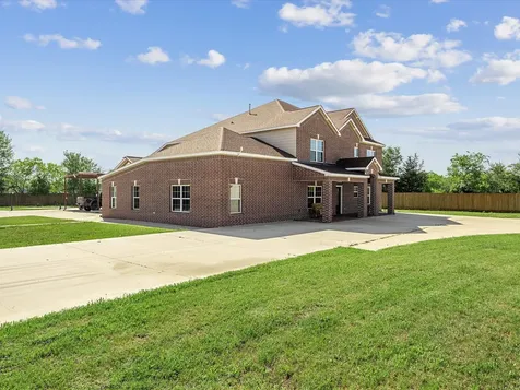 886 Zilss Road La Grange TX 78945
