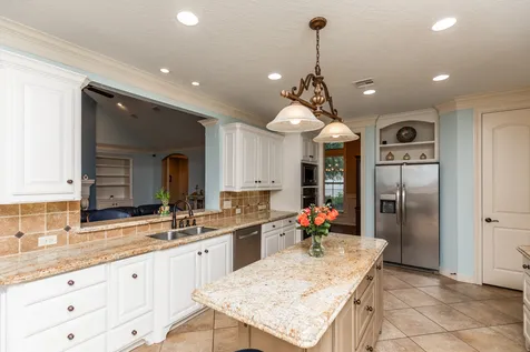 3525 Caffin Drive Beaumont TX 77706