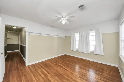 102 Live Oak Street Baytown TX 77520