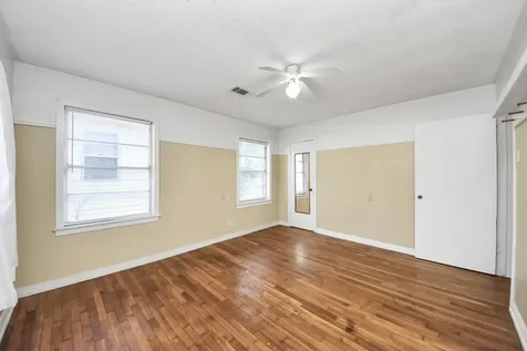 102 Live Oak Street Baytown TX 77520
