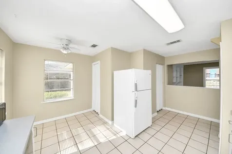 102 Live Oak Street Baytown TX 77520