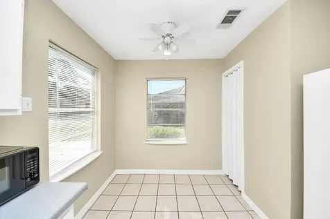 102 Live Oak Street Baytown TX 77520
