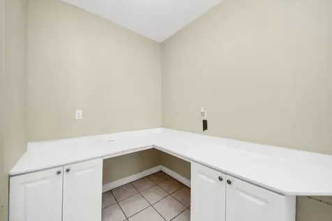 102 Live Oak Street Baytown TX 77520