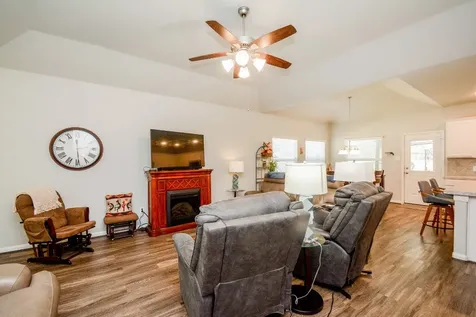 805 Willow Avenue Cleveland TX 77327