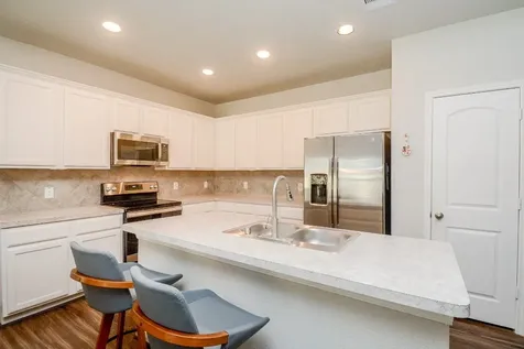 805 Willow Avenue Cleveland TX 77327