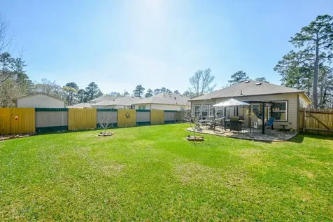 805 Willow Avenue Cleveland TX 77327