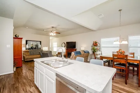 805 Willow Avenue Cleveland TX 77327
