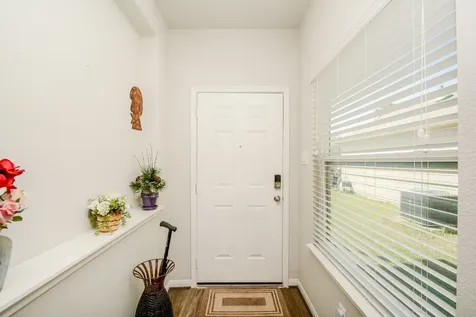 805 Willow Avenue Cleveland TX 77327