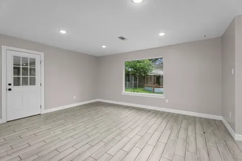 703 Barbara Street Tomball TX 77375