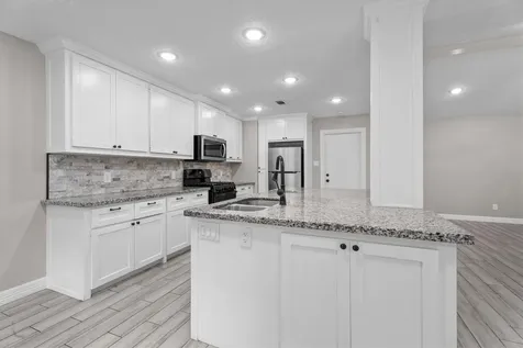 703 Barbara Street Tomball TX 77375
