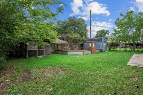 703 Barbara Street Tomball TX 77375