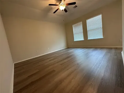 1934 Acorn Glen Trail Fresno TX 77545