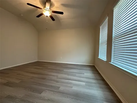 1934 Acorn Glen Trail Fresno TX 77545