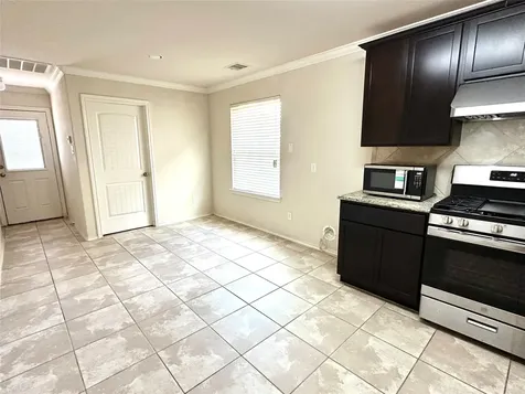 1934 Acorn Glen Trail Fresno TX 77545