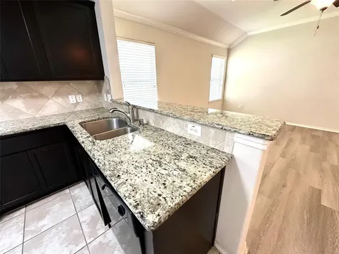 1934 Acorn Glen Trail Fresno TX 77545