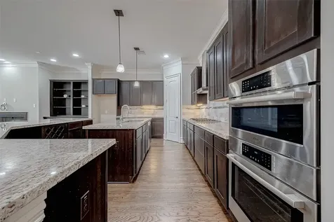 5226 Kiam Street 1002 Houston TX 77007