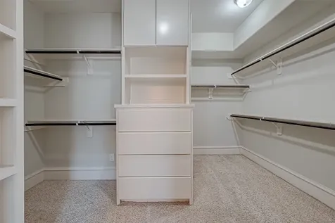 5226 Kiam Street 1002 Houston TX 77007