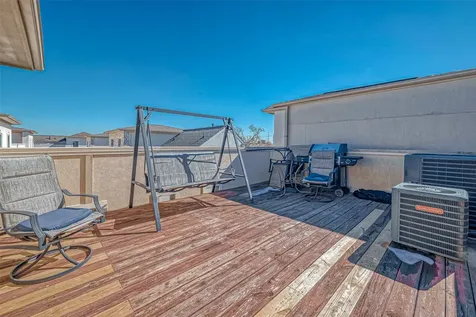 5226 Kiam Street 1002 Houston TX 77007