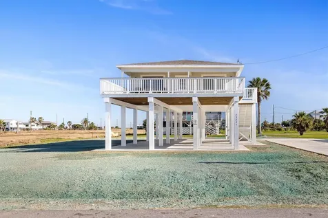 3903 2nd Street Galveston TX 77554